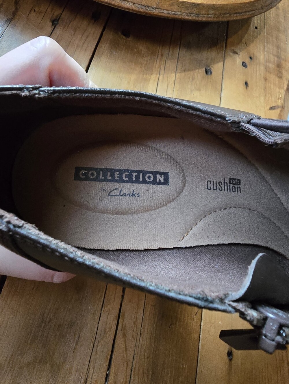 Clarks Emslie Warren Leather Shooties Dark Brown Heeled Loafers Size 8.5 - Picture 4 of 8